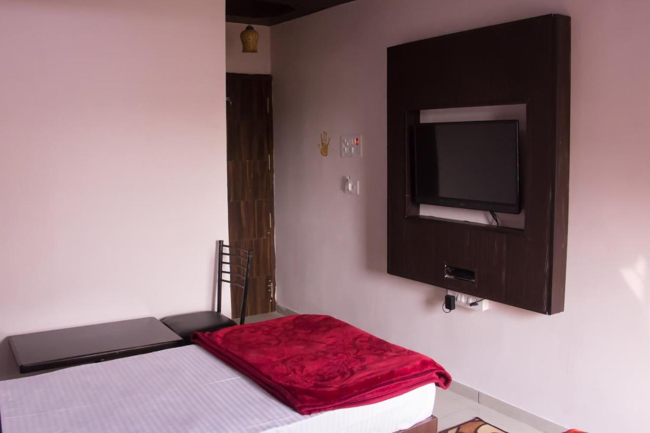 Hotel Shree Palace And Restaurant Ratlam Exterior photo